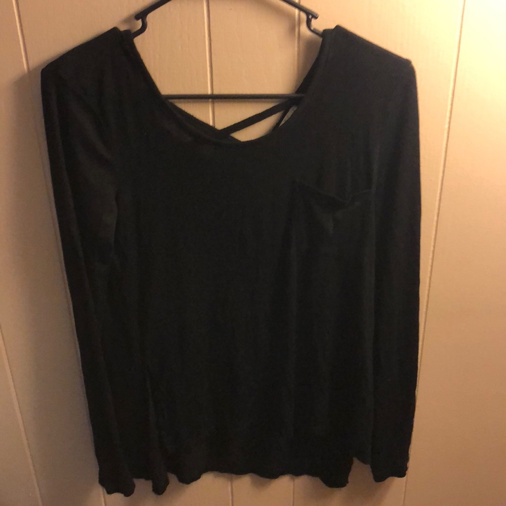 Long sleeve black top